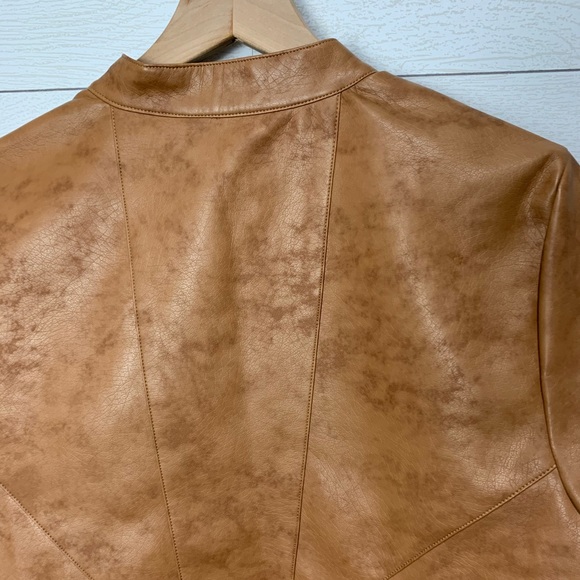 BCBGeneration Brown Jacket Size Medium. - Picture 6 of 8